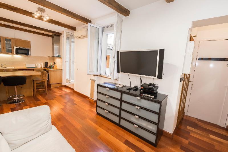 פריז Abbesses Montmartre Apartment חדר תמונה